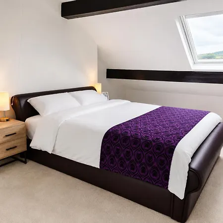 The View - Free Parking - Yorkshire Settle
